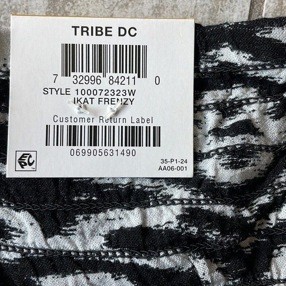 INC Plus Tribe DC mid rise wide leg black & white print pants for women 4X - Picture 7 of 10